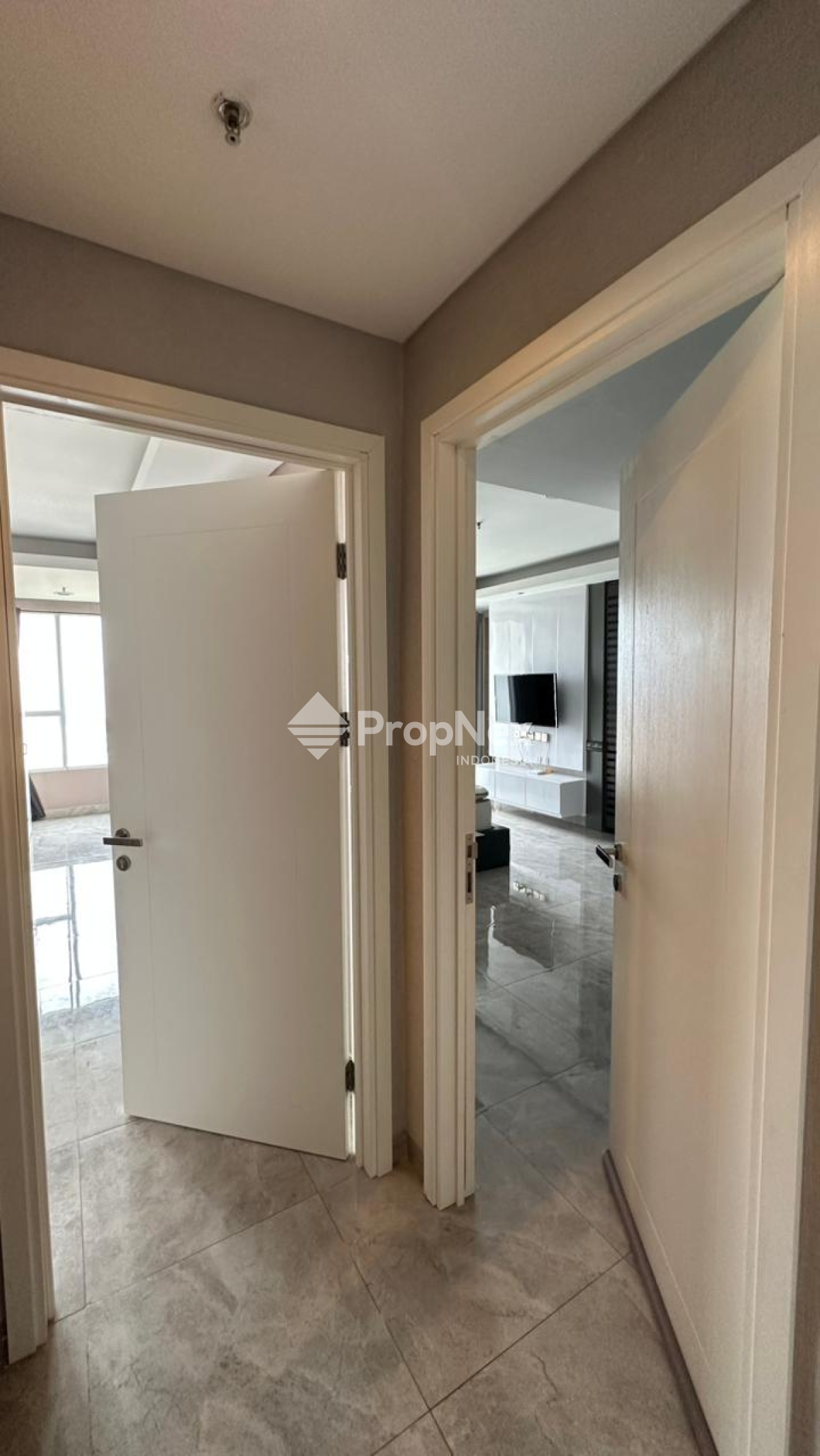 Apartement Avenue 88 2BR Bagus Furnished View City — foto 2